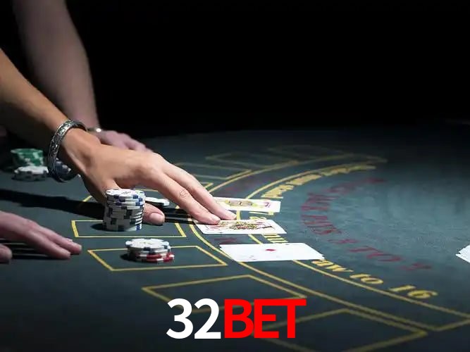 32bet bônus R$5.000 + 500 giros - Rollover 35x, prazo 30 dias, 38% taxa conversão